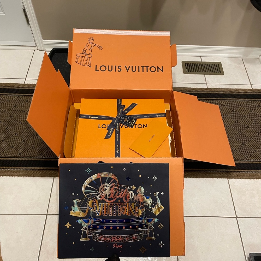 Brand new 2024 holiday Louis Vuitton packaging